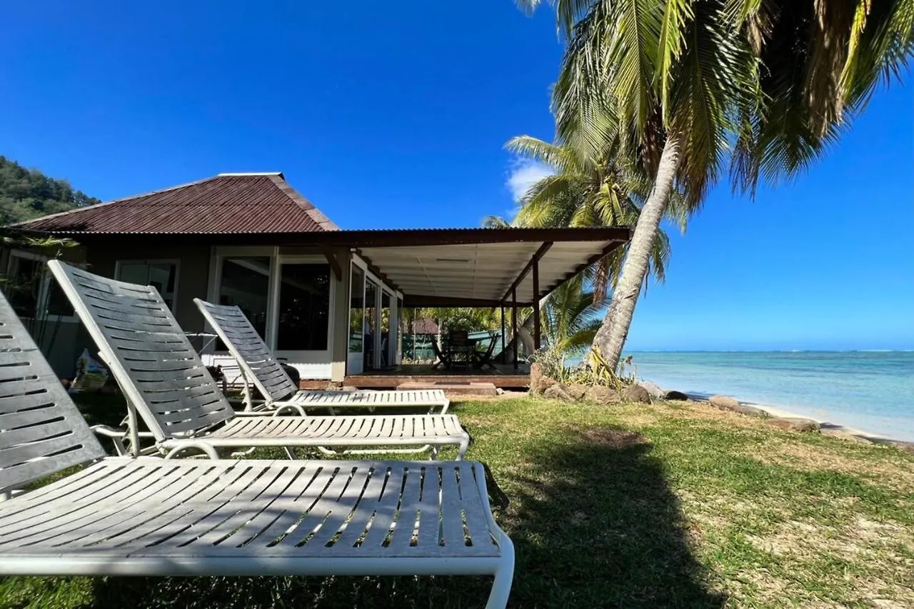 Fare Matairoa - Cozy Cottage W Pretty Beachfront Iumaru