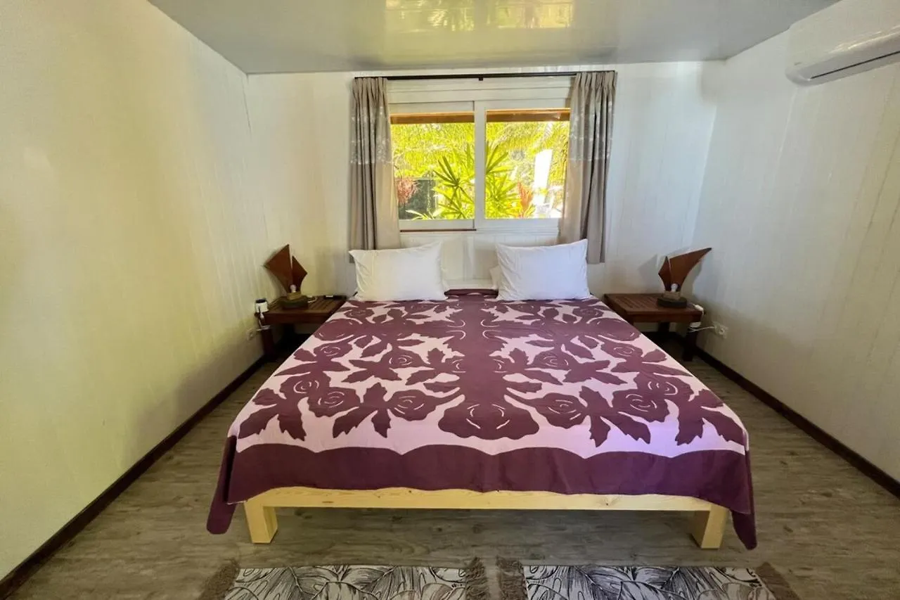 Fare Matairoa - Cozy Cottage W Pretty Beachfront Iumaru